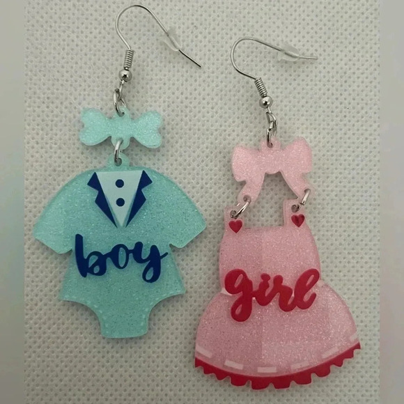 Boy & Girl | dangle earring set. - Picture 3 of 12